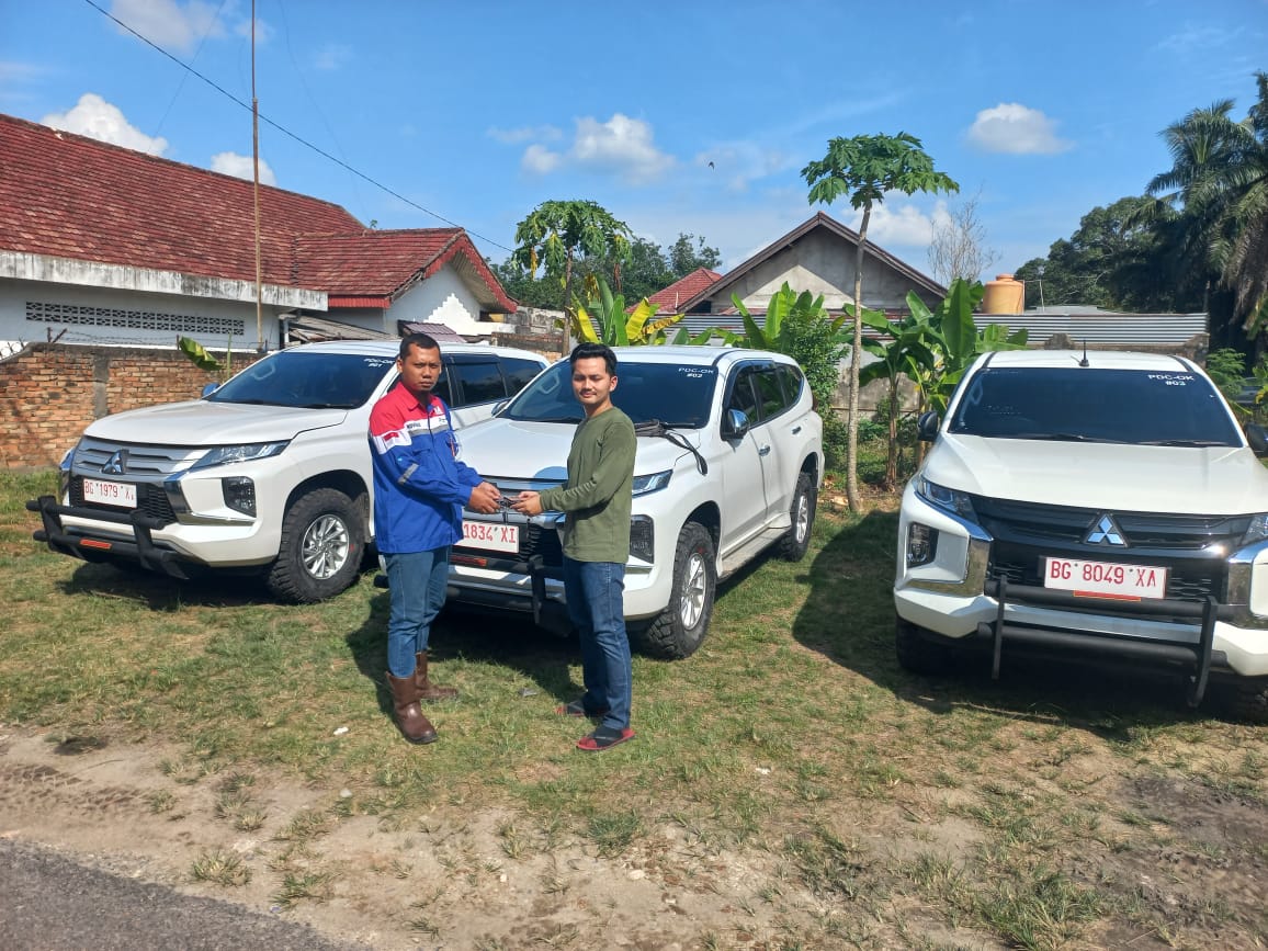 Armada kendaraan proyek konstruksi